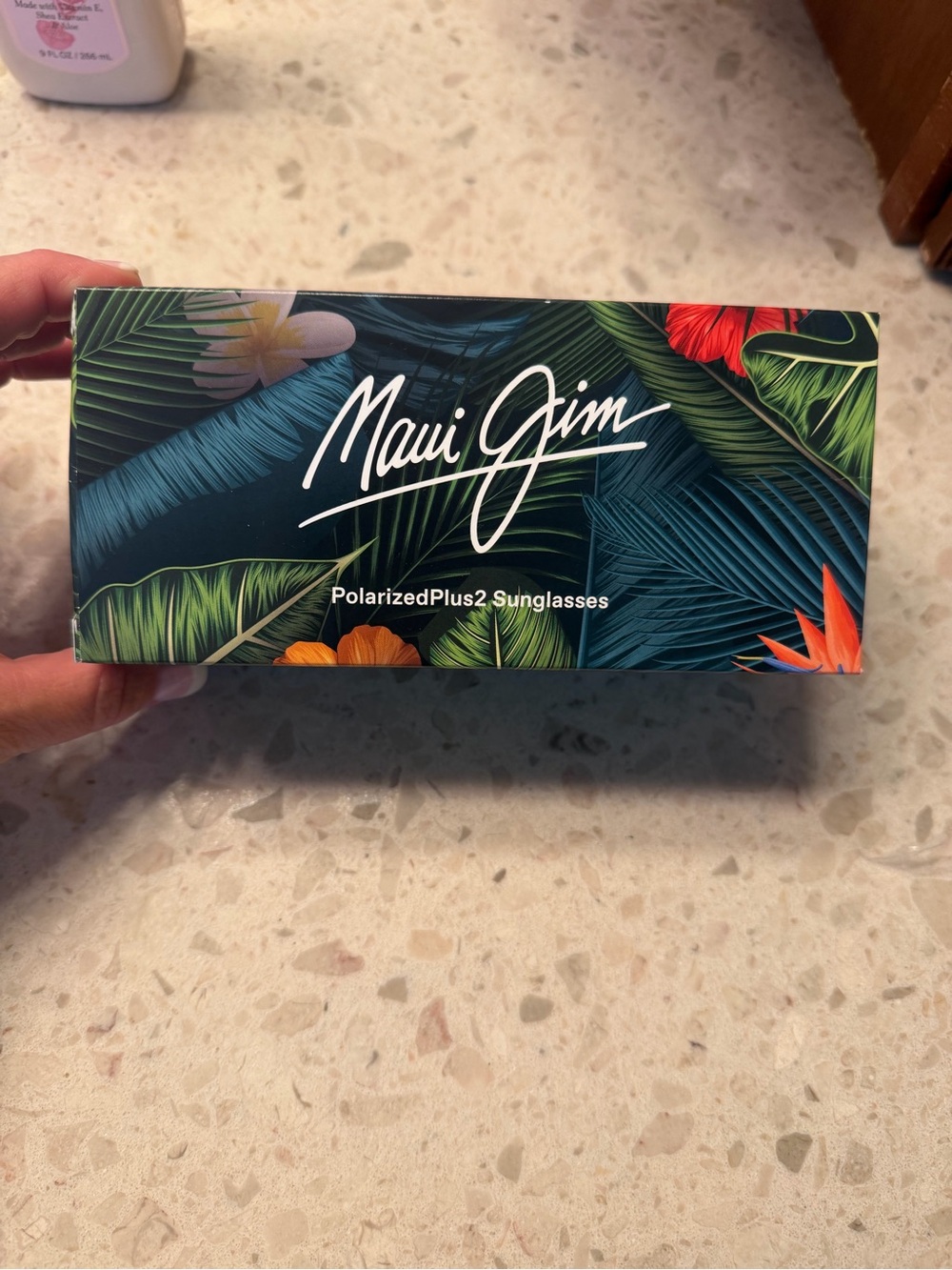 Maui Jim Tropical Leaf Sunglasses Box in Green, Blue & Orange